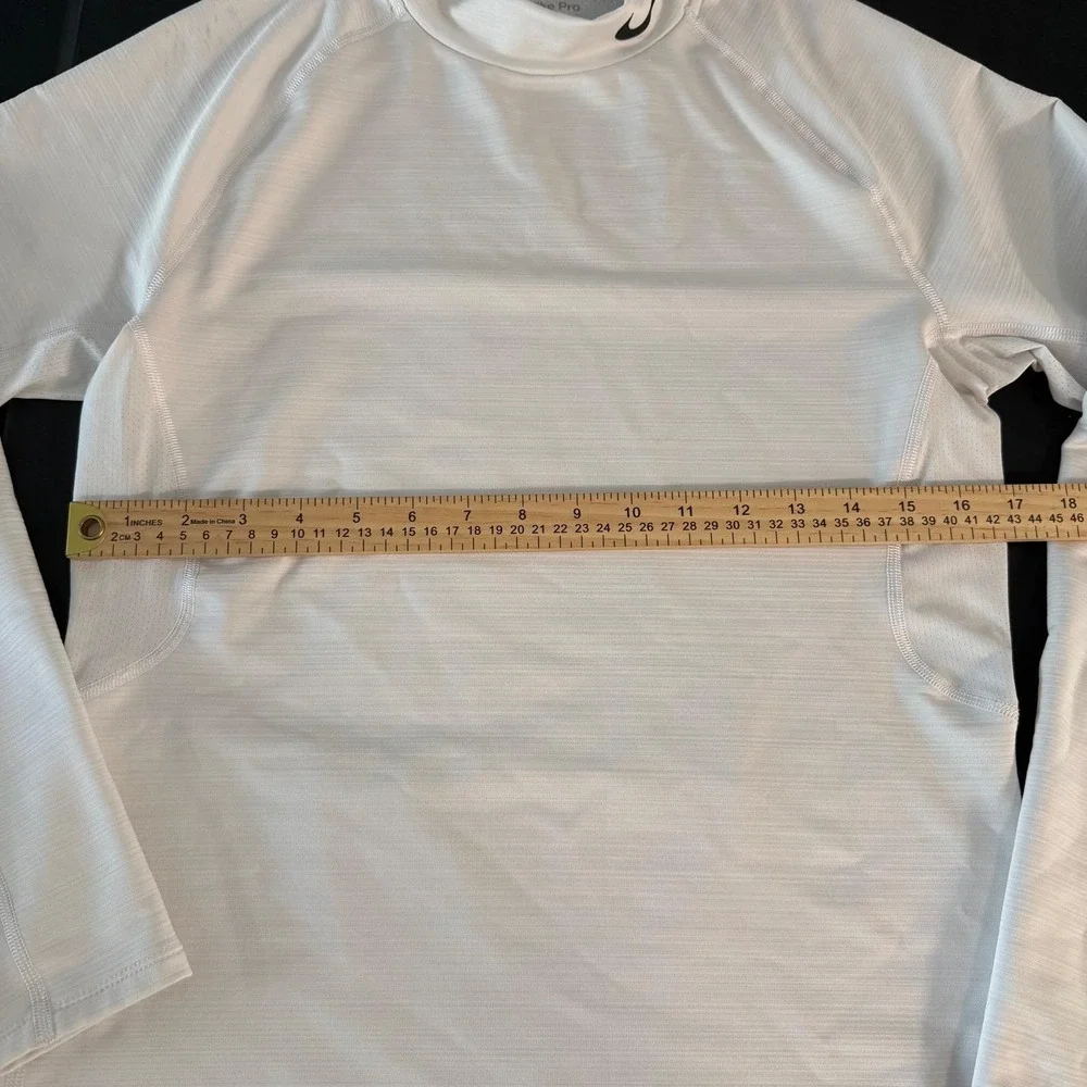 Nike Pro Dri-FIT Mens Small White Mock Neck Long Sleeve Slim Fit Base Layer